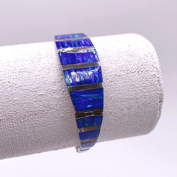 Taxco Mexico Sterling Silver Bracelet With Inlaid Fire Blue Opal Panels 7” - Picture 6 of 9